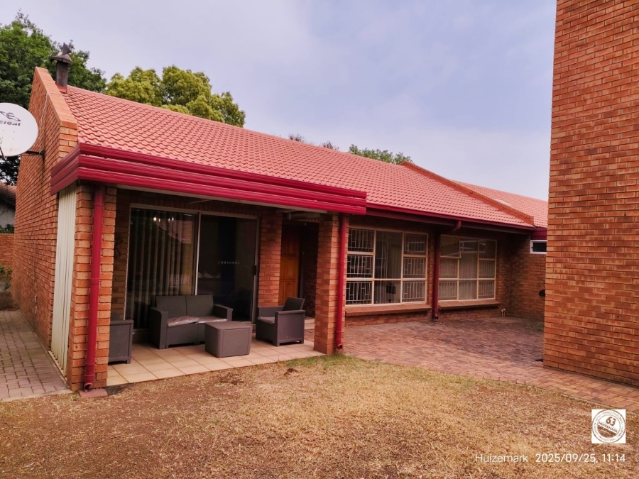 To Let 3 Bedroom Property for Rent in Vaalpark Free State
